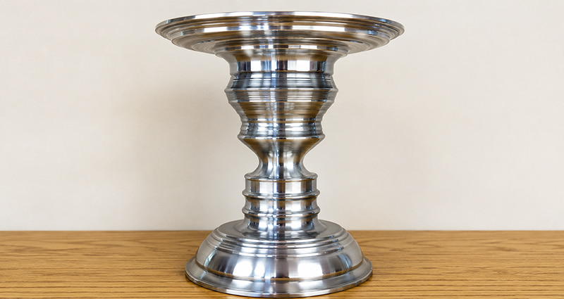 Large CNC Turning – Thatcher and Reagan Vase